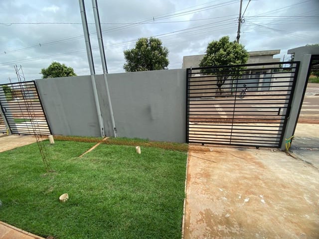 Casa com 76m² 2 quartos e 1 banheiro, à venda, no bairro Jardim Bougainville em Sinop