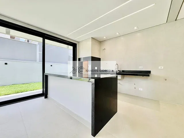 Casa 3 quartos e 4 banheiros, à venda, no bairro Gleba Simon Frazer em Londrina
