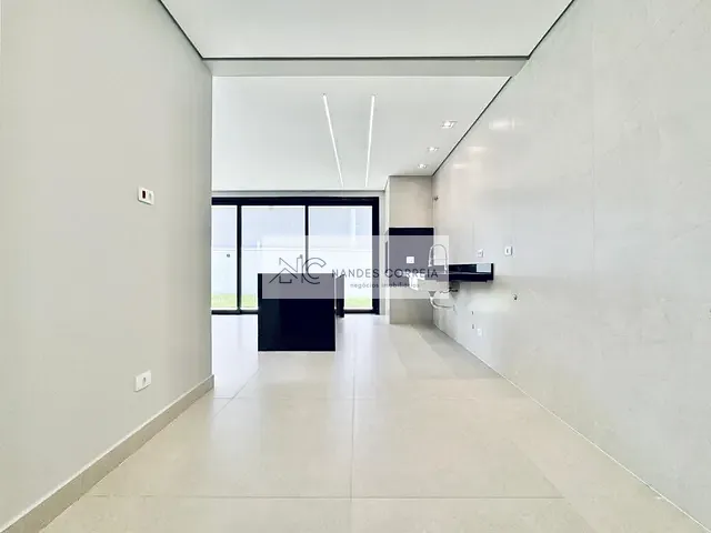Casa 3 quartos e 4 banheiros, à venda, no bairro Gleba Simon Frazer em Londrina
