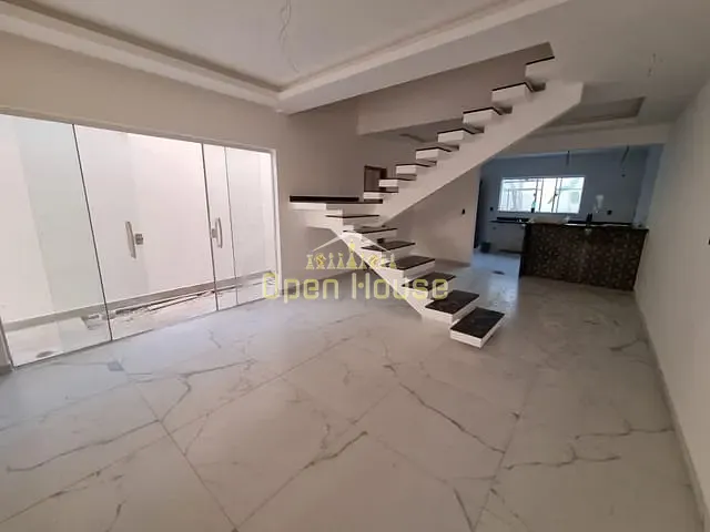 Casa com 180m² 3 quartos e 2 banheiros, à venda, no bairro Bela Vista em Resende