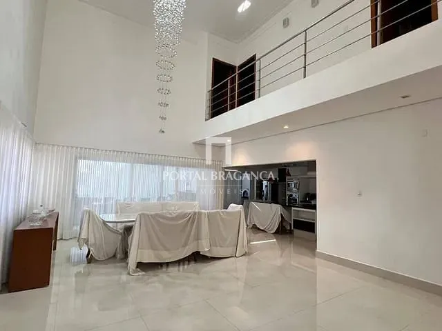 Casa com 668m² 4 quartos e 6 banheiros, à venda, no bairro Condomínio Residencial Fazenda Santa Helena em Bragança Paulista