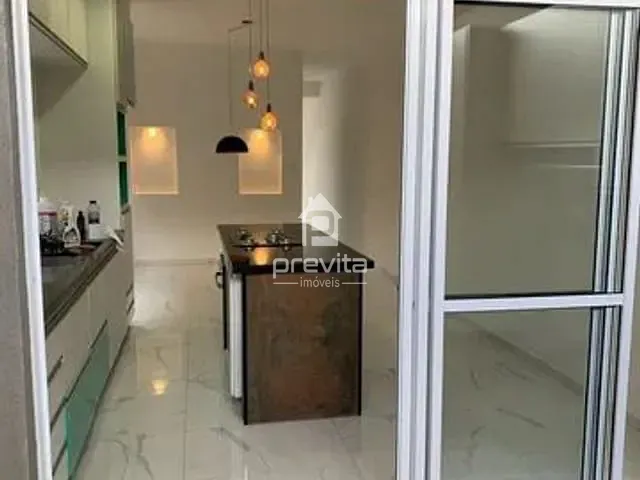 Casa 3 quartos e 3 banheiros, à venda, no bairro Vila dos Comerciários 2 em Taubaté