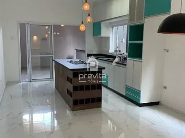 Casa 3 quartos e 3 banheiros, à venda, no bairro Vila dos Comerciários 2 em Taubaté