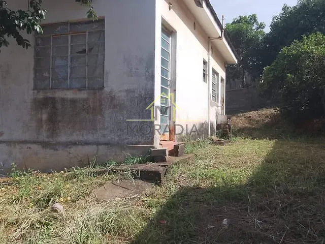 Casa com 299m² 2 quartos e 1 banheiro, à venda, no bairro Parque do Lago em Guaxupé