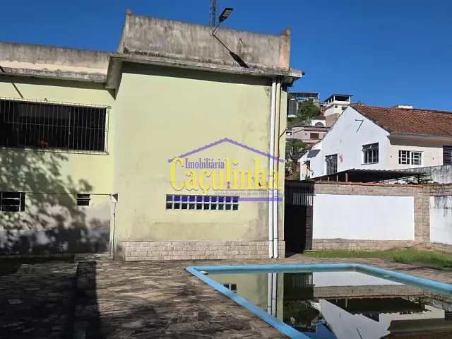 Casa com 159m², à venda ou para alugar, no bairro Muqueca em Barra do Piraí