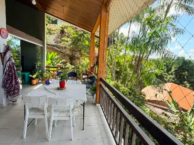 Casa com 611m² 4 quartos e 2 banheiros, à venda, no bairro Sítio dos Pintos em Recife