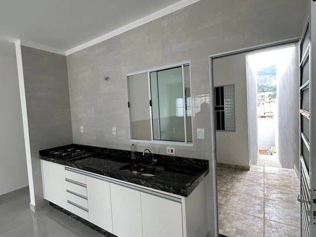Casa 2 quartos e 1 banheiro, à venda, no bairro Parque dos Manacás em Extrema