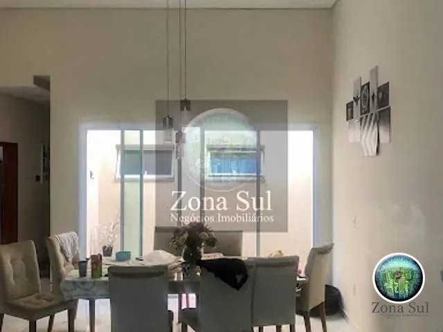 Casa com 180m² 4 quartos e 4 banheiros, à venda, no bairro Centro em Sorocaba