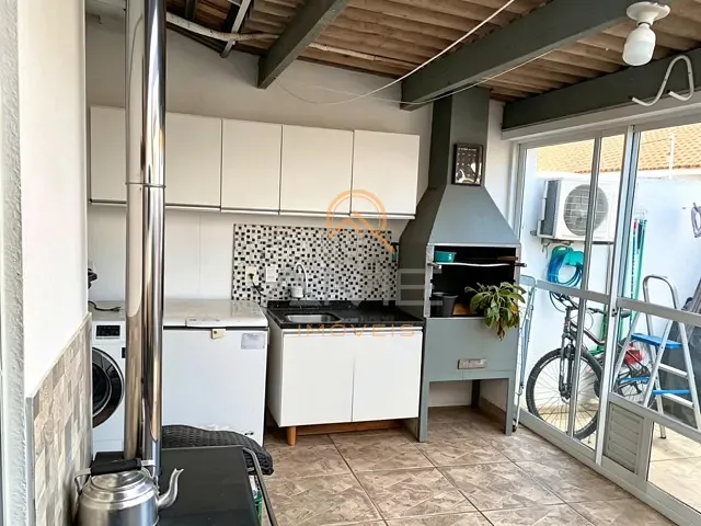 Casa 3 quartos e 1 banheiro, à venda, no bairro Areal em Pelotas