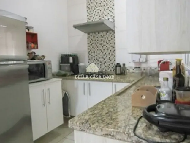 Casa com 333m² 4 quartos e 2 banheiros, à venda, no bairro Central Parque Sorocaba em Sorocaba
