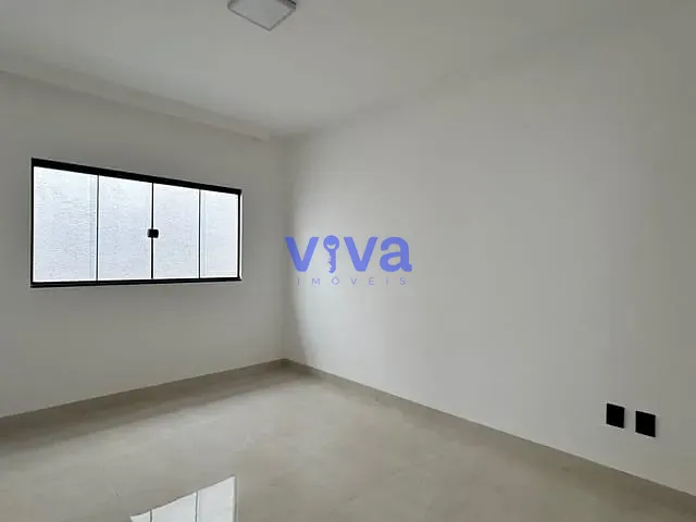 Casa com 245m² 3 quartos e 3 banheiros, à venda, no bairro Vila Oliveira em Aparecida de Goiânia