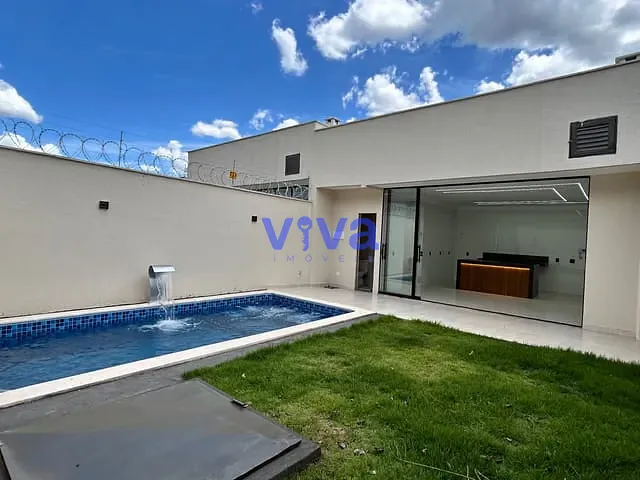 Casa com 245m² 3 quartos e 3 banheiros, à venda, no bairro Vila Oliveira em Aparecida de Goiânia