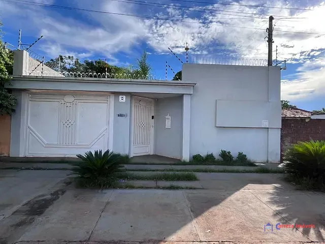 Casa com 400m² 3 quartos e 1 banheiro, à venda, no bairro Jardim Angélica em Três Lagoas