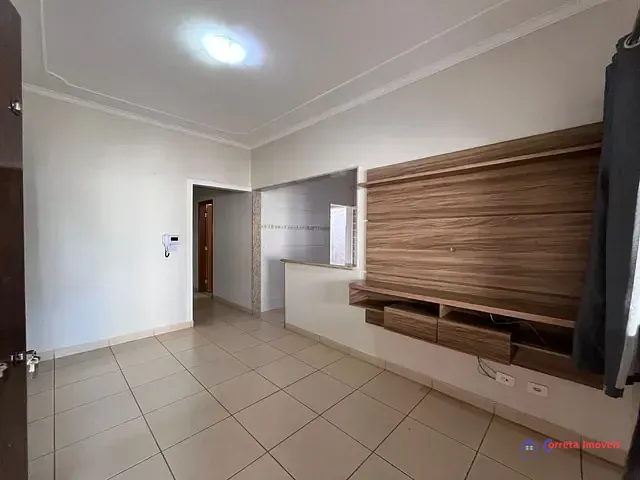 Casa com 400m² 3 quartos e 1 banheiro, à venda, no bairro Jardim Angélica em Três Lagoas