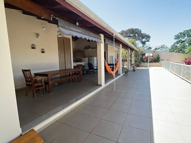 Foto do Casa - Casa com 5 dormitórios à venda, 480 m² por R$ 1.950.000,00 - Jardim Panorama - Guaratinguetá/SP | Imobiliária Domos