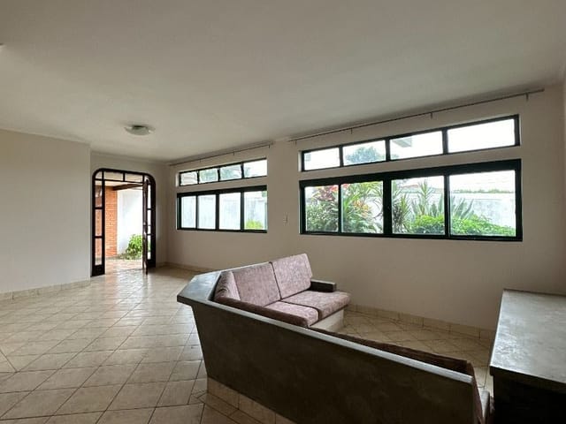 Casa com 390m² 3 quartos e 1 banheiro, à venda, no bairro Jardim Bela Vista em Americana