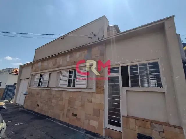 Casa com 429m² 3 quartos e 2 banheiros, à venda, no bairro Centro em Taquaritinga