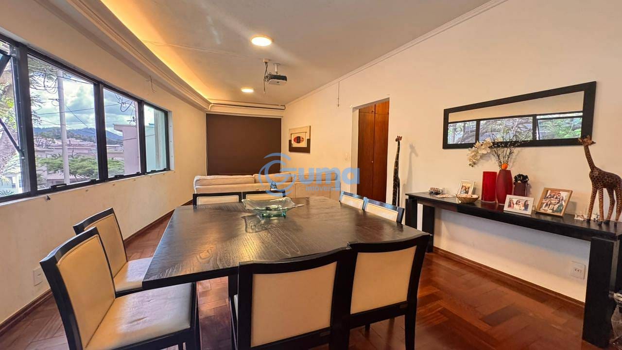 Casa, 3 quartos, 324 m² - Foto 10