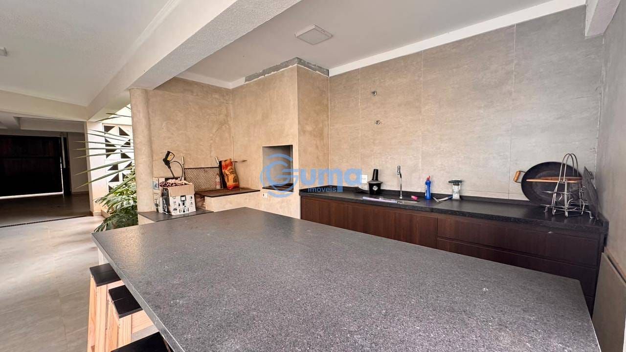 Casa, 3 quartos, 324 m² - Foto 35