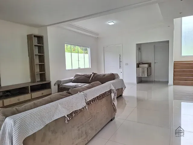 Casa 3 quartos e 4 banheiros, à venda, no bairro Gramado em Cotia