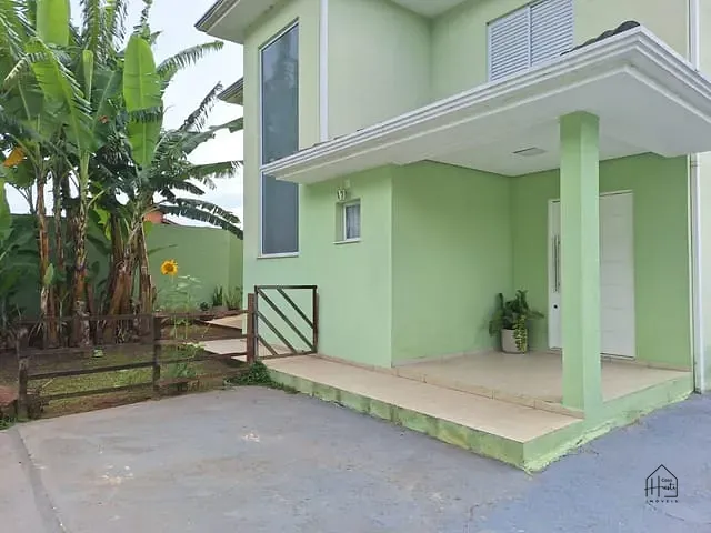 Casa 3 quartos e 4 banheiros, à venda, no bairro Gramado em Cotia