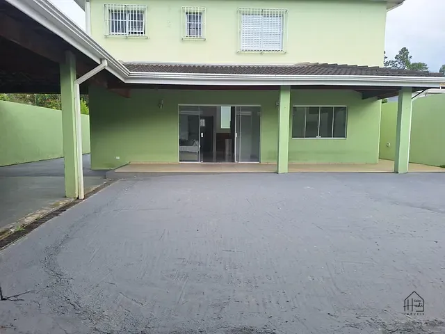 Casa 3 quartos e 4 banheiros, à venda, no bairro Gramado em Cotia