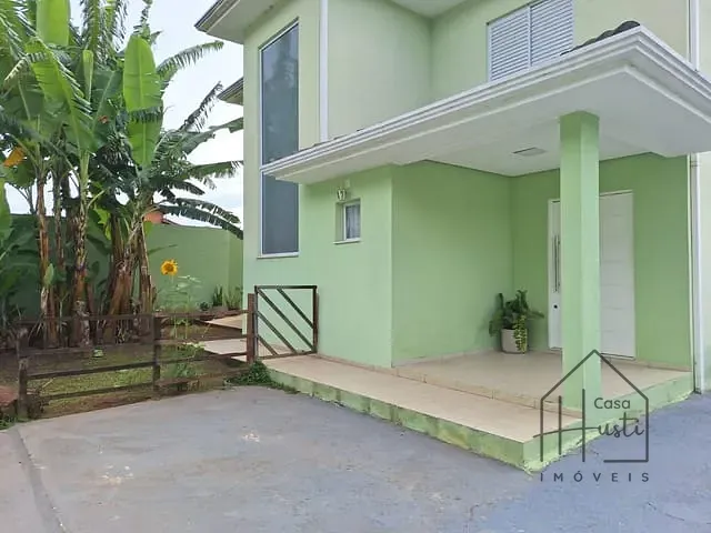 Casa 3 quartos e 4 banheiros, à venda, no bairro Gramado em Cotia