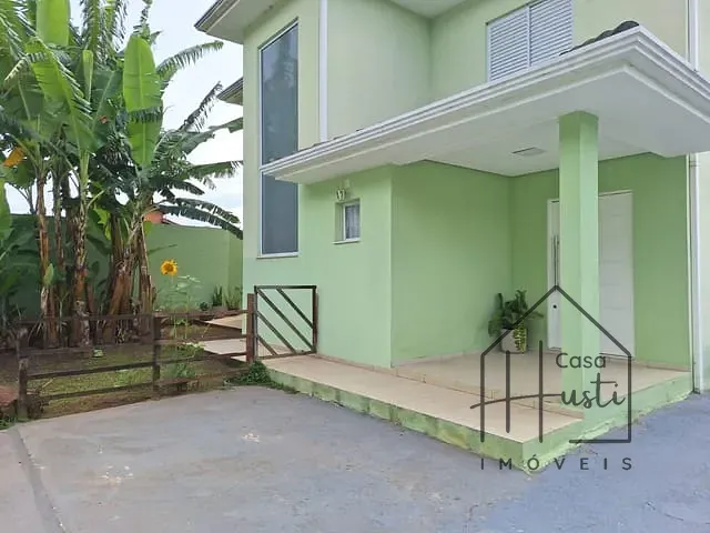 Casa 3 quartos e 4 banheiros, à venda, no bairro Gramado em Cotia