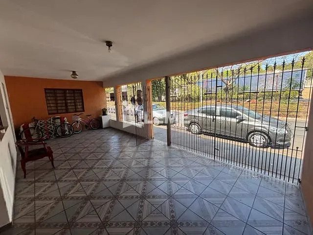 Casa com 150m² 3 quartos e 1 banheiro, à venda, no bairro Vila Lambari em Mococa