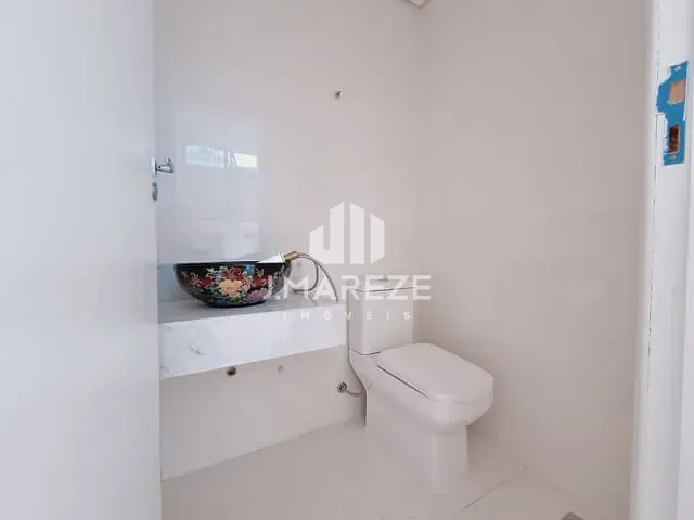 Casa 3 quartos e 3 banheiros, à venda, no bairro Jardim Eldorado em Apucarana