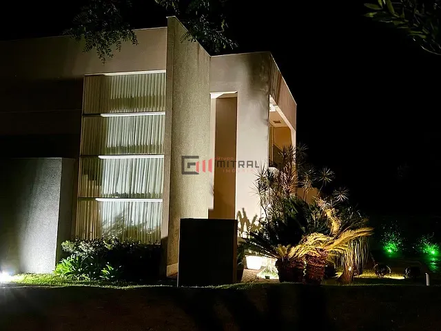 Casa 3 quartos e 4 banheiros, à venda, no bairro Esperança em Londrina