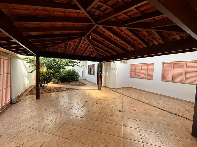 Casa com 301m² 3 quartos e 2 banheiros, à venda, no bairro Jd José Alves Carneiro em Artur Nogueira