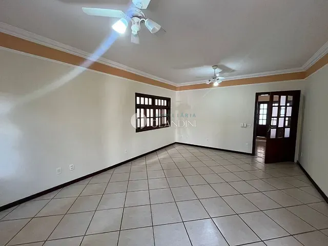 Casa com 301m² 3 quartos e 2 banheiros, à venda, no bairro Jd José Alves Carneiro em Artur Nogueira