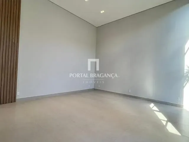Casa com 276m² 3 quartos e 5 banheiros, à venda, no bairro Residencial Floresta São Vicente em Bragança Paulista