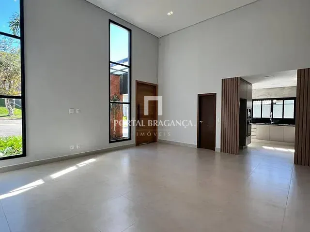 Casa com 276m² 3 quartos e 5 banheiros, à venda, no bairro Residencial Floresta São Vicente em Bragança Paulista