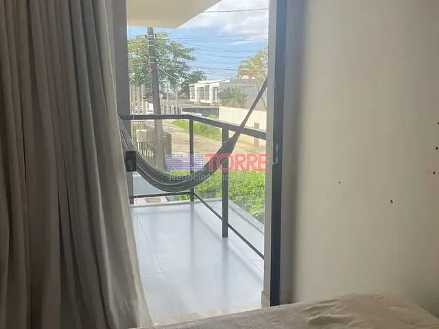 Casa 4 quartos e 3 banheiros, à venda, no bairro Nossa Senhora da Vitória em Ilhéus