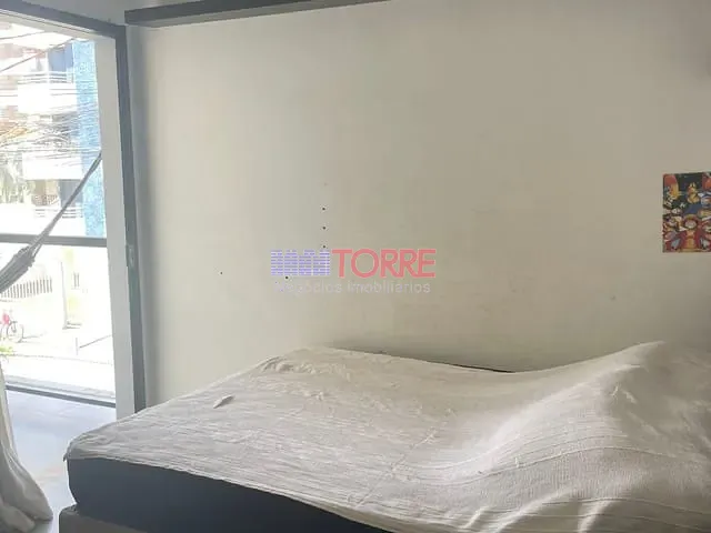 Casa 4 quartos e 3 banheiros, à venda, no bairro Nossa Senhora da Vitória em Ilhéus