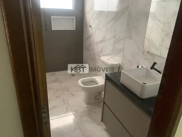 Casa 2 quartos e 2 banheiros, à venda, no bairro Parque Santa Edwiges em Bauru