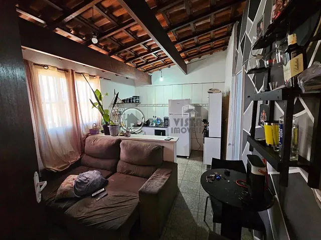 Casa 3 quartos e 2 banheiros, à venda, no bairro Parque Maria Helena em Suzano