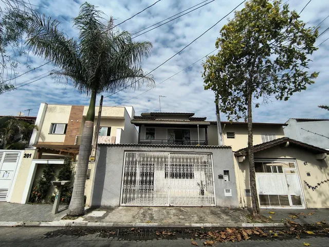 Casa 3 quartos e 3 banheiros, para alugar, no bairro Real Park Tietê Jundiapeba em Mogi das Cruzes