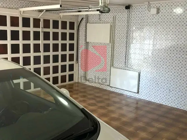 Casa 4 quartos e 3 banheiros, à venda, no bairro Centro em Pirassununga