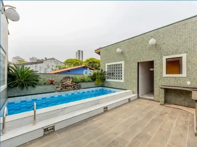 Casa 3 quartos e 4 banheiros, à venda, no bairro Conjunto Residencial Santa Terezinha em São Paulo