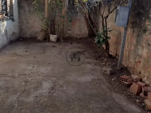 Casa com 250m² 3 quartos e 2 banheiros, à venda, no bairro Jardim Santa Luzia em Guaratinguetá