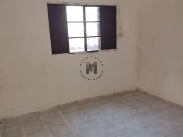 Casa com 250m² 3 quartos e 2 banheiros, à venda, no bairro Jardim Santa Luzia em Guaratinguetá