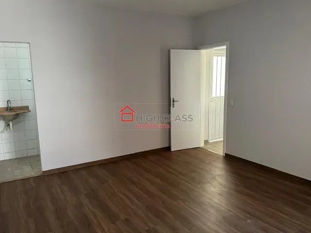 Casa com 189m² 4 quartos e 2 banheiros, à venda, no bairro Hélio Ferraz em Serra
