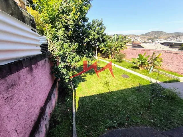 Casa com 360m² 2 quartos e 1 banheiro, à venda, no bairro Rocha em São Gonçalo