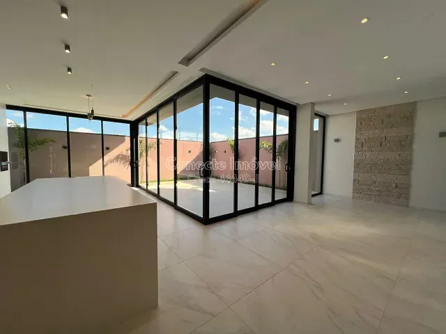 Casa com 360m² 4 quartos e 4 banheiros, à venda, no bairro Portal do Sol em Holambra