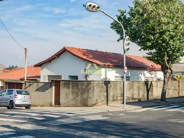 Casa com 264m² 2 quartos e 2 banheiros, à venda, no bairro Centro em Salto