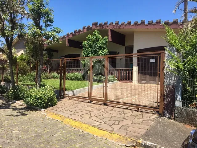 Casa com 180m² 3 quartos e 2 banheiros, à venda, no bairro Oriental em Estrela
