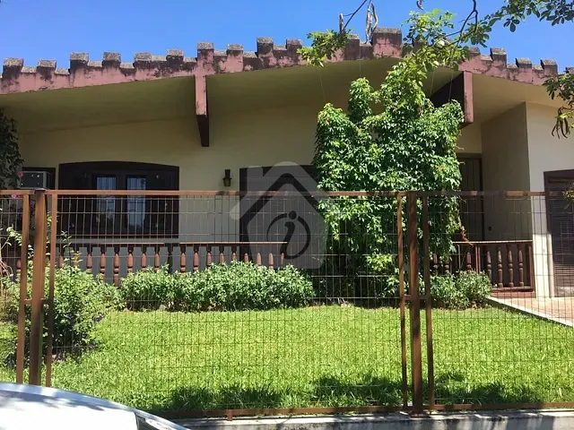 Casa com 180m² 3 quartos e 2 banheiros, à venda, no bairro Oriental em Estrela